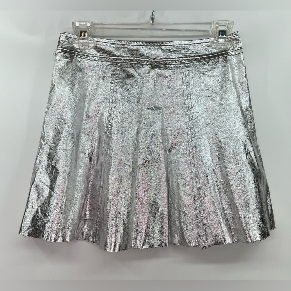 DO+BE Shimmering Metallic Silver Faux Leather Skater Skirt S Small - Picture 3 of 8